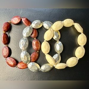 🤎3 for $5! Beaded Bracelets! 🤎